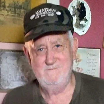 Oakland Dee Bryant_obit_profile